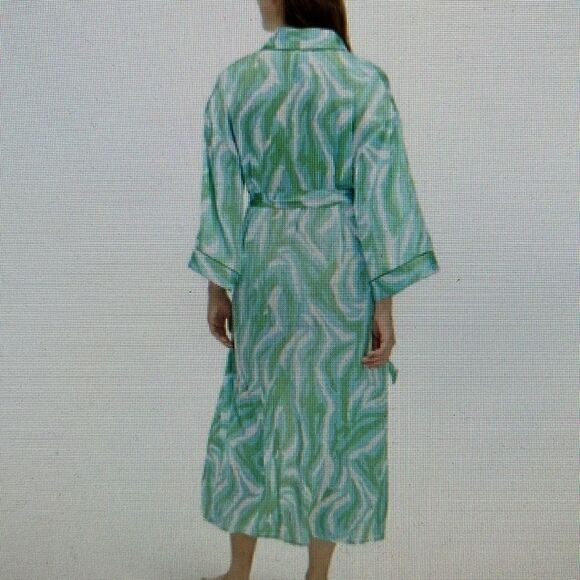 DVF Long Satin Disco 🪩 Zebra 🦓 Green Tie Robe 👘 Gorgeous! - Picture 13 of 17